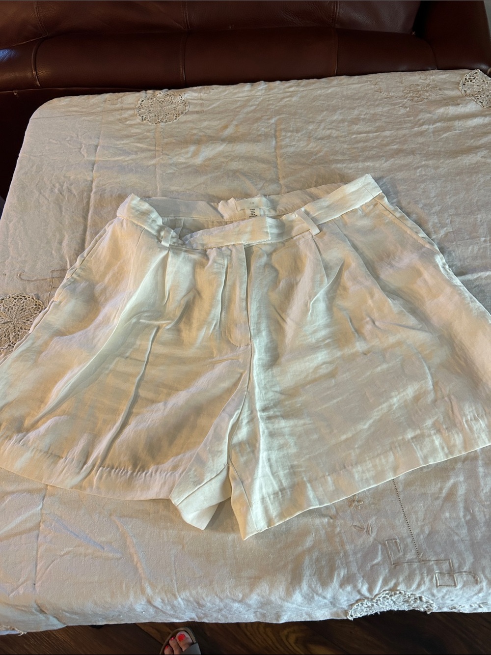 H&M Cream High-Waist Bermuda Shorts sz 14